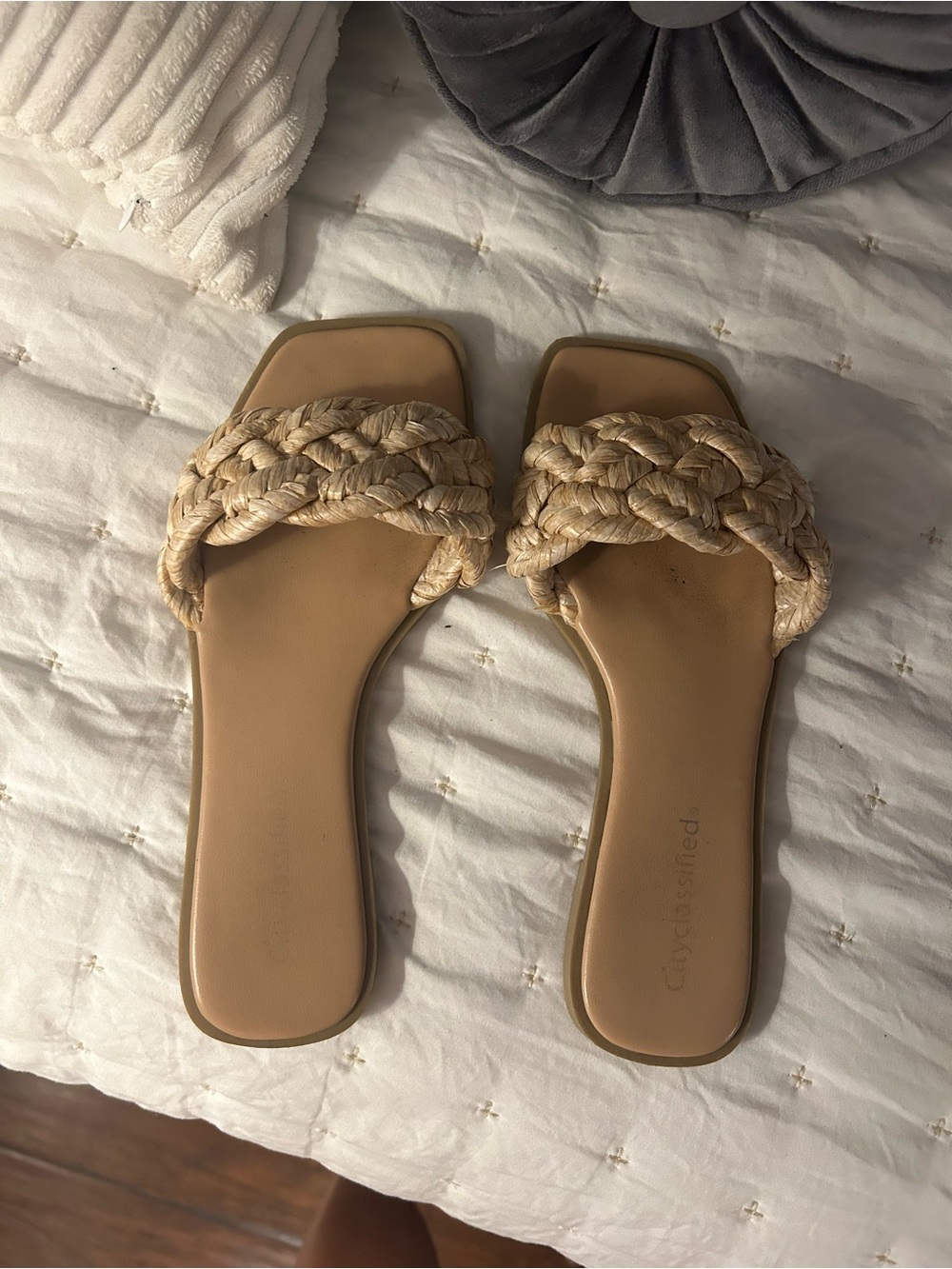 Cityclassified Tan Braided Slide Sandals